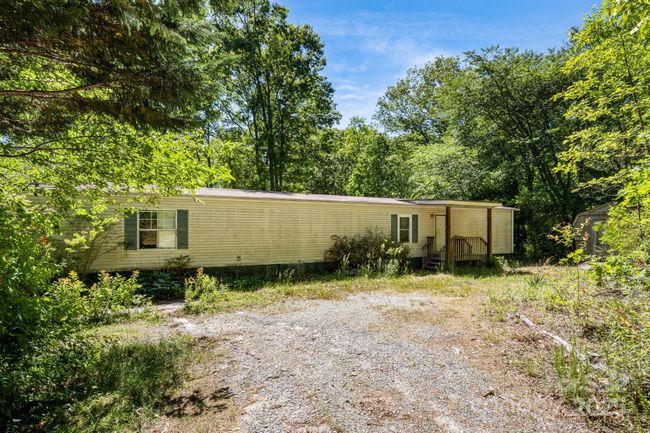 501 Deer Chase Cir, House other with 2 bedrooms, 2 bathrooms and null parking in Cedar Mountain NC | Image 6