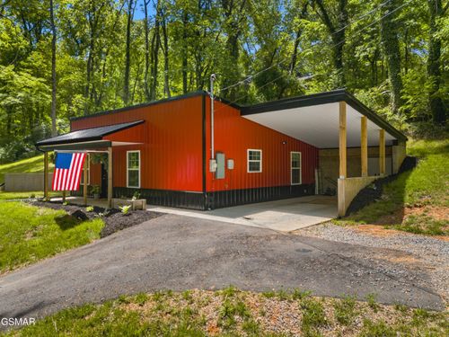 953 Hall Dr, Morristown, TN, 37813-2623 | Card Image