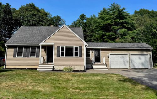 29 Mary Batchelder Rd, Hampton, NH, 03842-1702 | Card Image