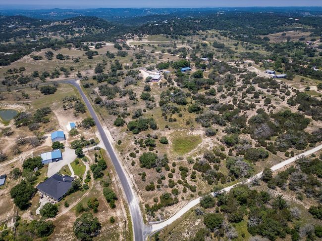 111 Stoney Hills Rd, Home with 4 bedrooms, 3 bathrooms and 2 parking in Center Point TX | Image 10