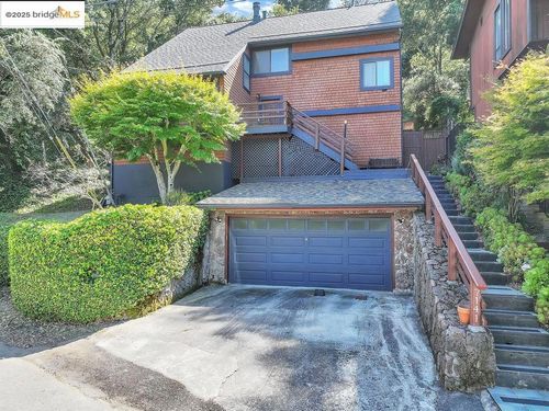 7141 Homewood Dr, Oakland, CA, 94611-1410 | Card Image