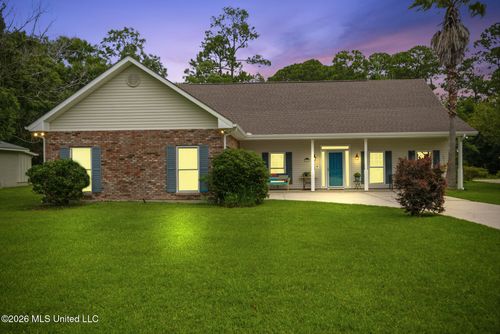 200 48th St, Gulfport, MS, 39507-4317 | Card Image