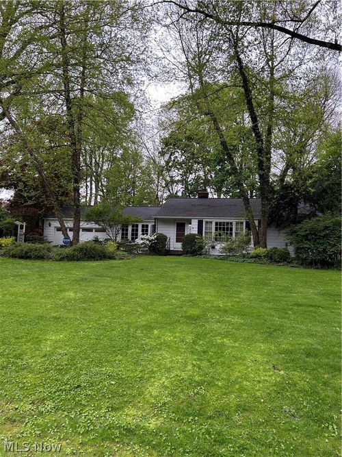 50 Butternut Ln, Northfield, OH, 44067-1935 | Card Image
