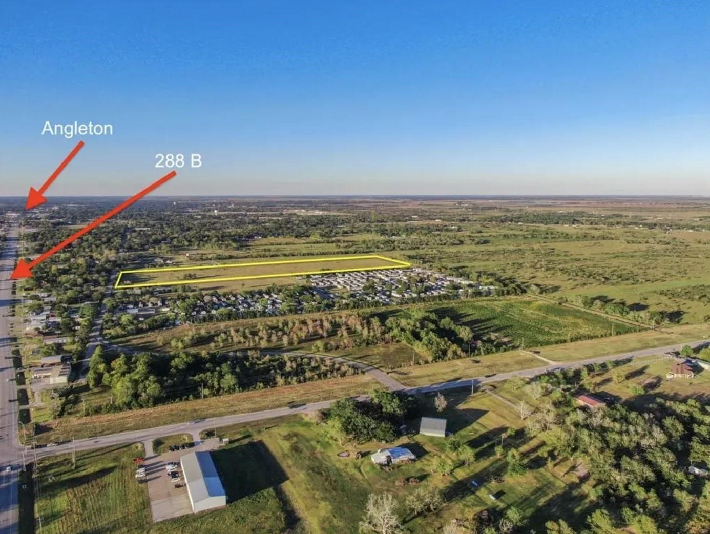 Farm in Angleton