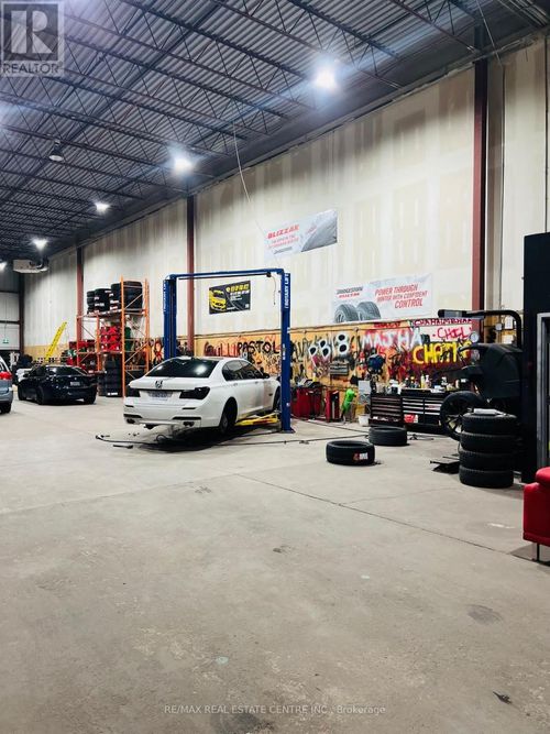 19-2070 Steeles Avenue, Brampton (Southgate), ON, L6T1A7 | Card Image