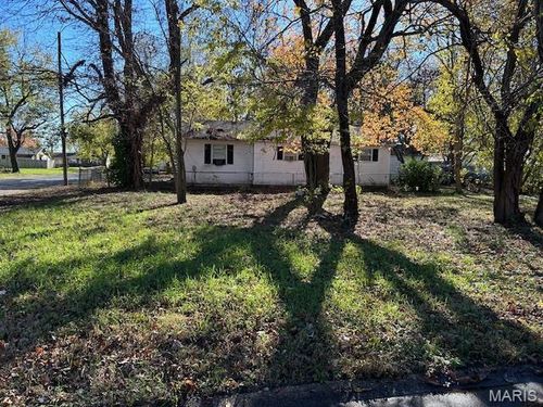 601 Elkins St, Charleston, MO, 63834 | Card Image