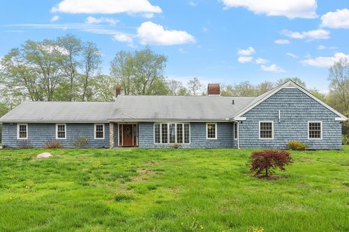 134 Emerson Ave, Hampstead, NH, 03841-2214 | Card Image