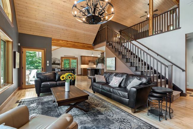 2 - 1086 Brackenrig Rd, House other with 3 bedrooms, 2 bathrooms and 4 parking in Port Carling ON | Image 9