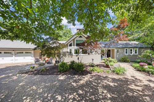 210 Hilltop Dr, Russellville, AR, 72802-8855 | Card Image