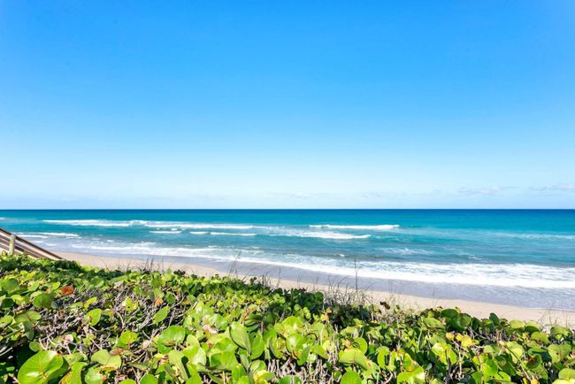 C605 - 3230 S Ocean Blvd, Condo with 2 bedrooms, 2 bathrooms and null parking in Palm Beach FL | Image 36