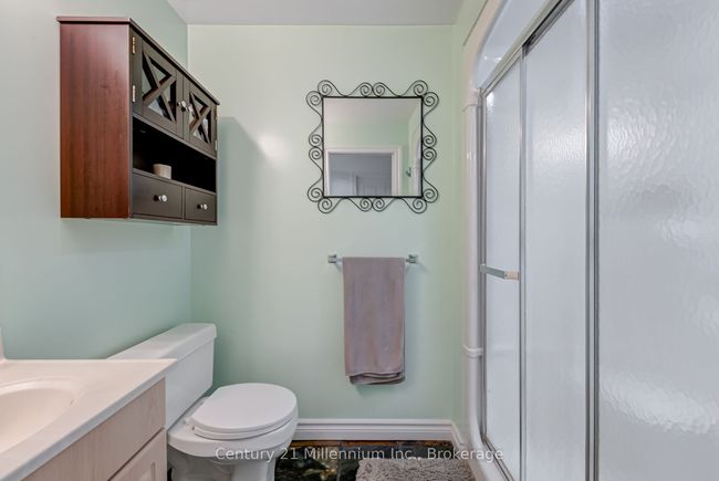 8 Willow Dr, House other with 5 bedrooms, 4 bathrooms and 3 parking in Tiny ON | Image 37