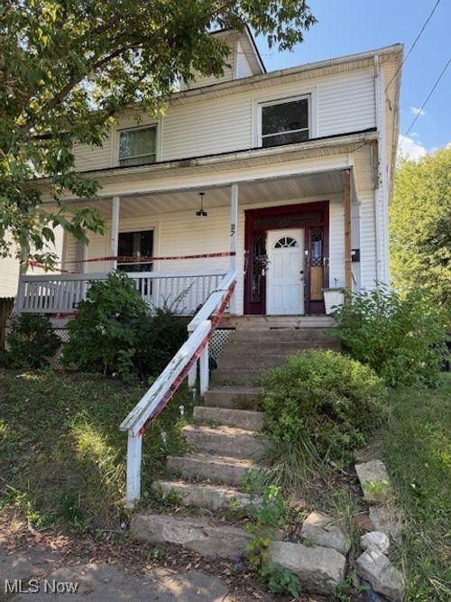 27 Cemetery Ave, Zanesville, OH, 43701-4507 | Card Image