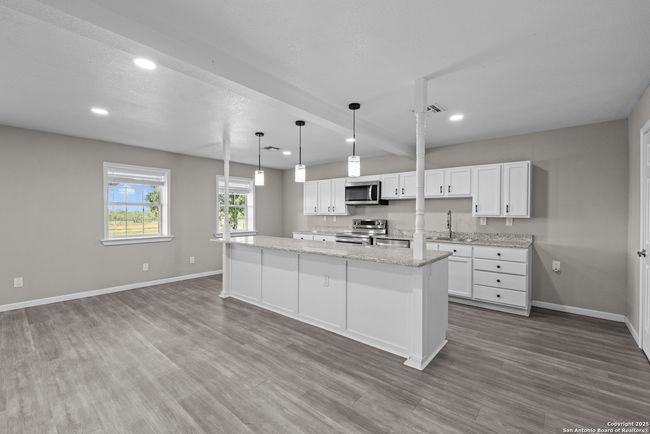 3041 Fm 3335, House other with 5 bedrooms, 3 bathrooms and null parking in Stockdale TX | Image 20