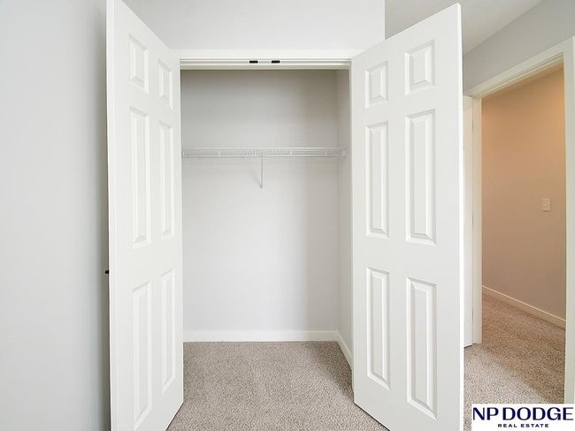20856 S Plz, Townhouse with 3 bedrooms, 3 bathrooms and 2 parking in Elkhorn NE | Image 19