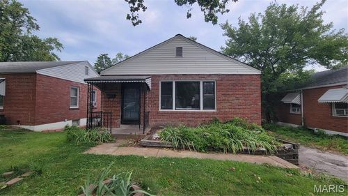 8525 Appleton Dr, Saint Louis, MO, 63132-2712 | Card Image