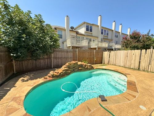 12614 Oceanside Dr, Euless, TX, 76040-3453 | Card Image