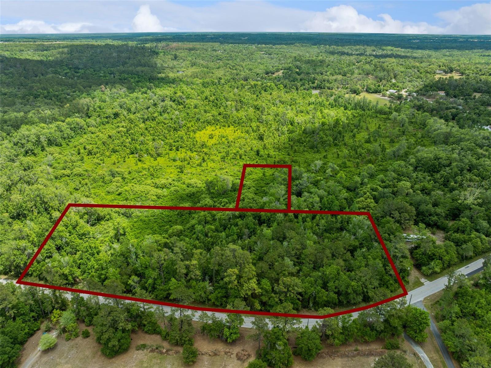 Land in BROOKSVILLE