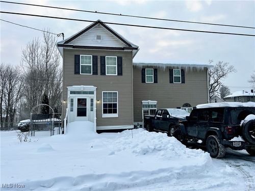 2231 Sherwood Ave, East Liverpool, OH, 43920-4409 | Card Image