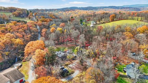 72 Jersey Ave, Unionville, NY, 10988-2007 | Card Image