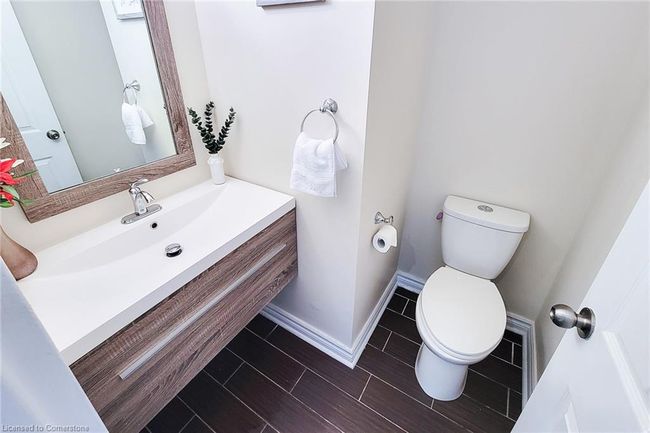 B59 - 25 Britten Close, Townhouse with 4 bedrooms, 2 bathrooms and 1 parking in Hamilton ON | Image 7