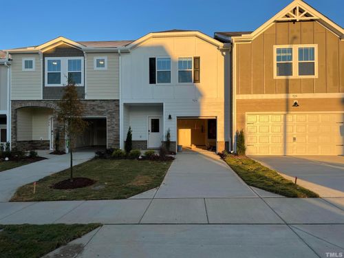 926 Clearhaven Ln, Fuquay Varina, NC, 27526-4340 | Card Image