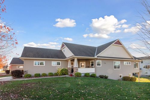 1312 Shadywood Ln, Waconia, MN, 55387-1179 | Card Image
