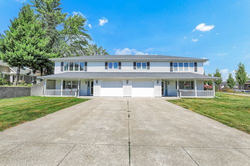 708 & 710 Independence Street, Pella, IA, 50219 | Card Image