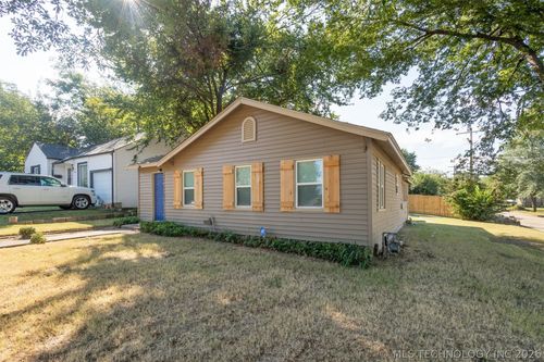4702 E 4th Pl, Tulsa, OK, 74112-2741 | Card Image