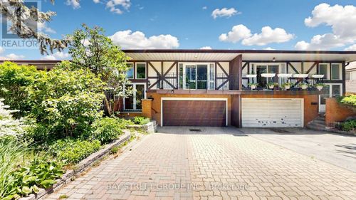 65 Bessarion Road, Toronto (Bayview Village), ON, M2K1H8 | Card Image