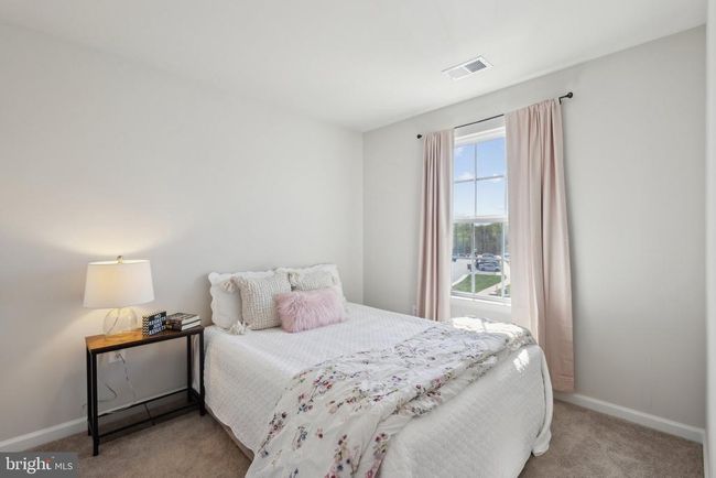 36097 Fawn Ln, Townhouse with 3 bedrooms, 3 bathrooms and null parking in LOCUST GROVE VA | Image 9