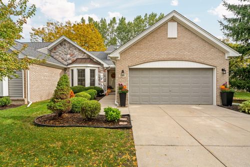 7519 Green Meadow Ln, Canton, MI, 48187-3696 | Card Image