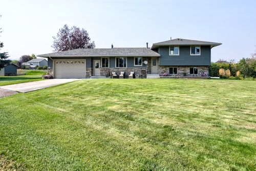 3960 Canal Dr, Helena, MT, 59602-7617 | Card Image