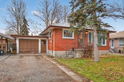 59 Colborne St E, Lindsay, ON, K9V1K6 | Card Image