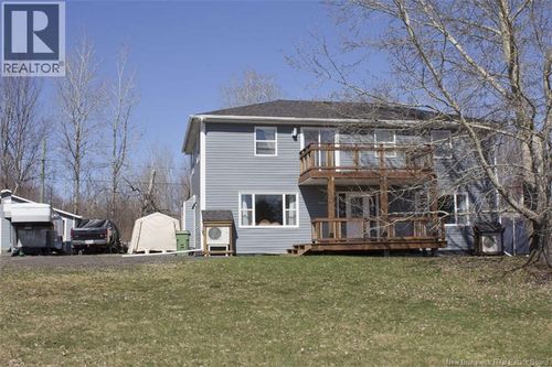 8 Harbour St, Newcastle Creek, NB, E4B2K5 | Card Image