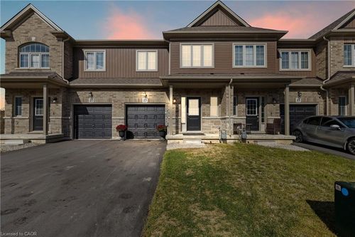 23 Zoe Lane, Binbrook, ON, L0R1C0 | Card Image