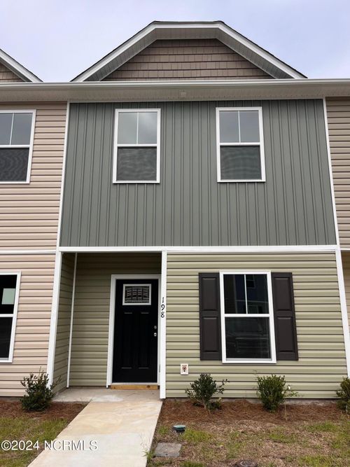 198 Buckhorn Ave, Holly Ridge, NC, 28445-1130 | Card Image