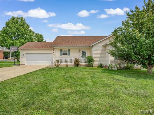 109 Red Bud Ct, Valmeyer, IL, 62295-3202 | Card Image