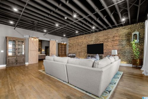 apt-300-2311 Morris Ave, BIRMINGHAM, AL, 35203-4388 | Card Image