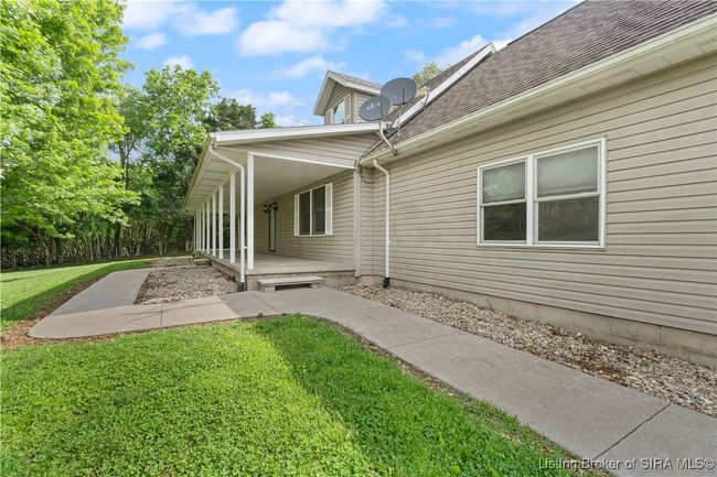 1240 Quail Run, Home with 4 bedrooms, 3 bathrooms and null parking in Mitchell IN | Image 6