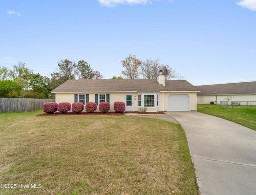 406 Bobcat Cir, Havelock, NC, 28532-9639 | Card Image