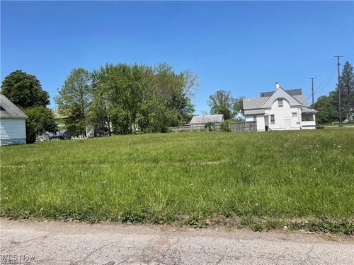 505 W 36th St, Ashtabula, OH, 44004-5751 | Card Image