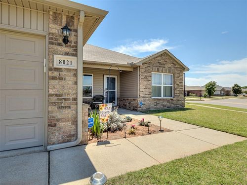 8021 Nw 75th St, Oklahoma City, OK, 73132-4284 | Card Image
