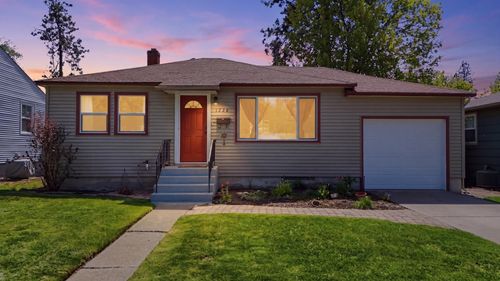 1228 E 40th Ave, Spokane, WA, 99203 | Card Image