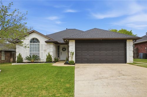 1702 Ibis Ct, Bryan, TX, 77807-2233 | Card Image