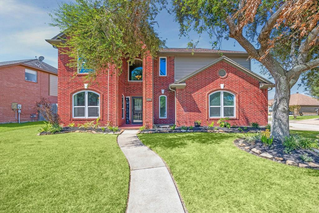 Westminister St, Pearland, TX 77581