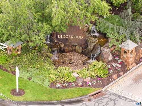 10-10 Ridgewood Dr, Middlebury, CT, 06762-2943 | Card Image