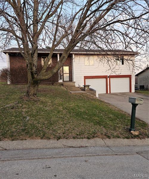 522 Head Ln, Hannibal, MO, 63401-6281 | Card Image