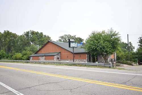 62840 Van Dyke Rd, Washington Township, MI, 48094-1623 | Card Image