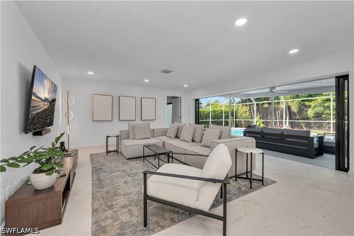 3777 Fountainhead Ln, NAPLES, FL, 34103-2734 | Card Image