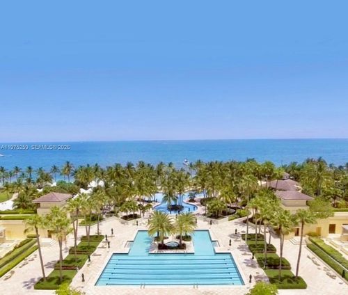 303-735 Crandon Blvd, Key Biscayne, FL, 33149-2526 | Card Image
